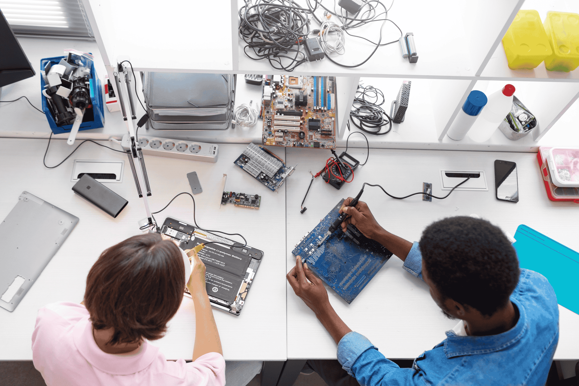 Electronics and repair bench